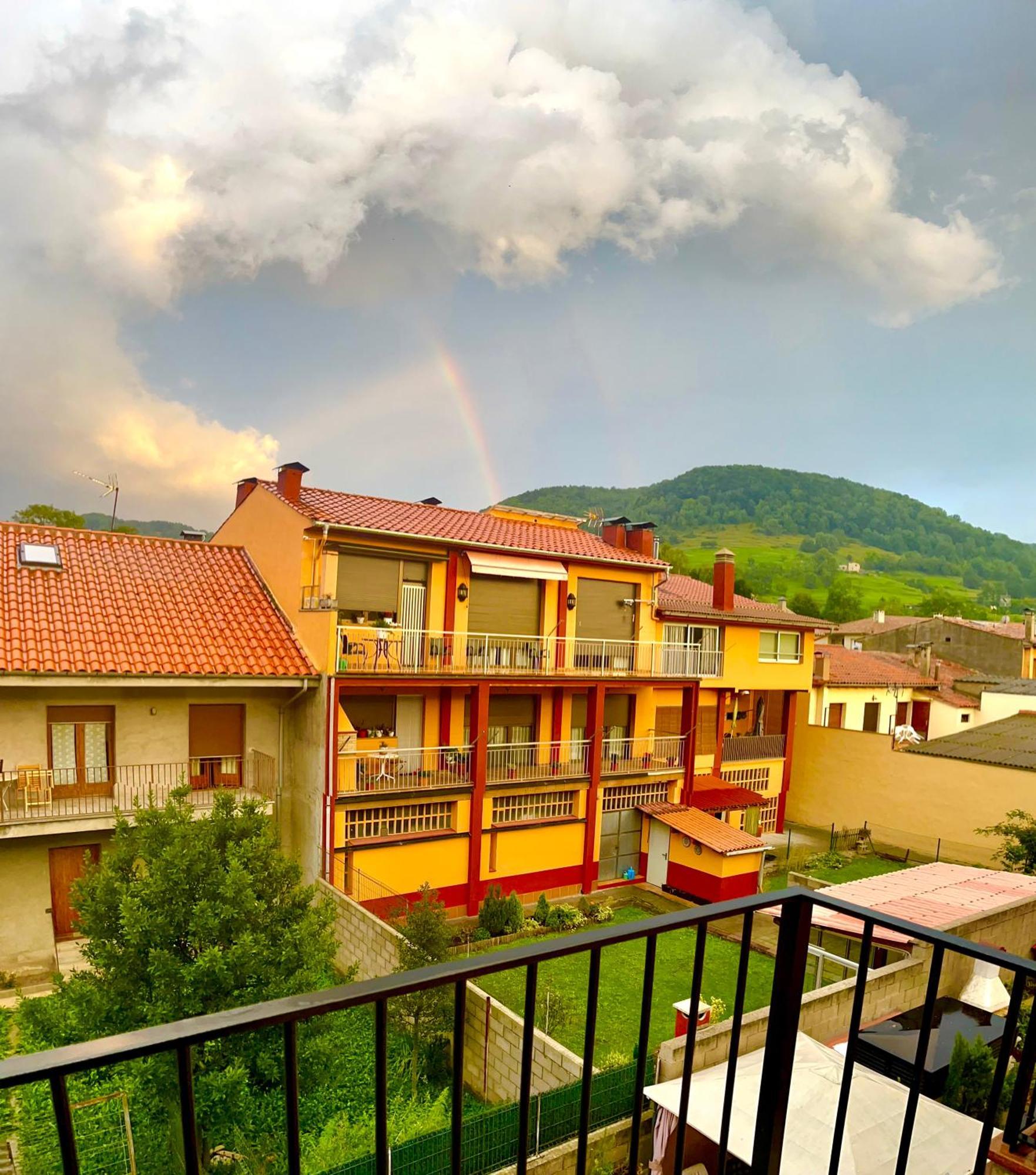 Cal Harrys - La Mejor Casa De Vacaciones En Pyrenees Con Vistas A La Montana 圣保德塞古里斯 外观 照片