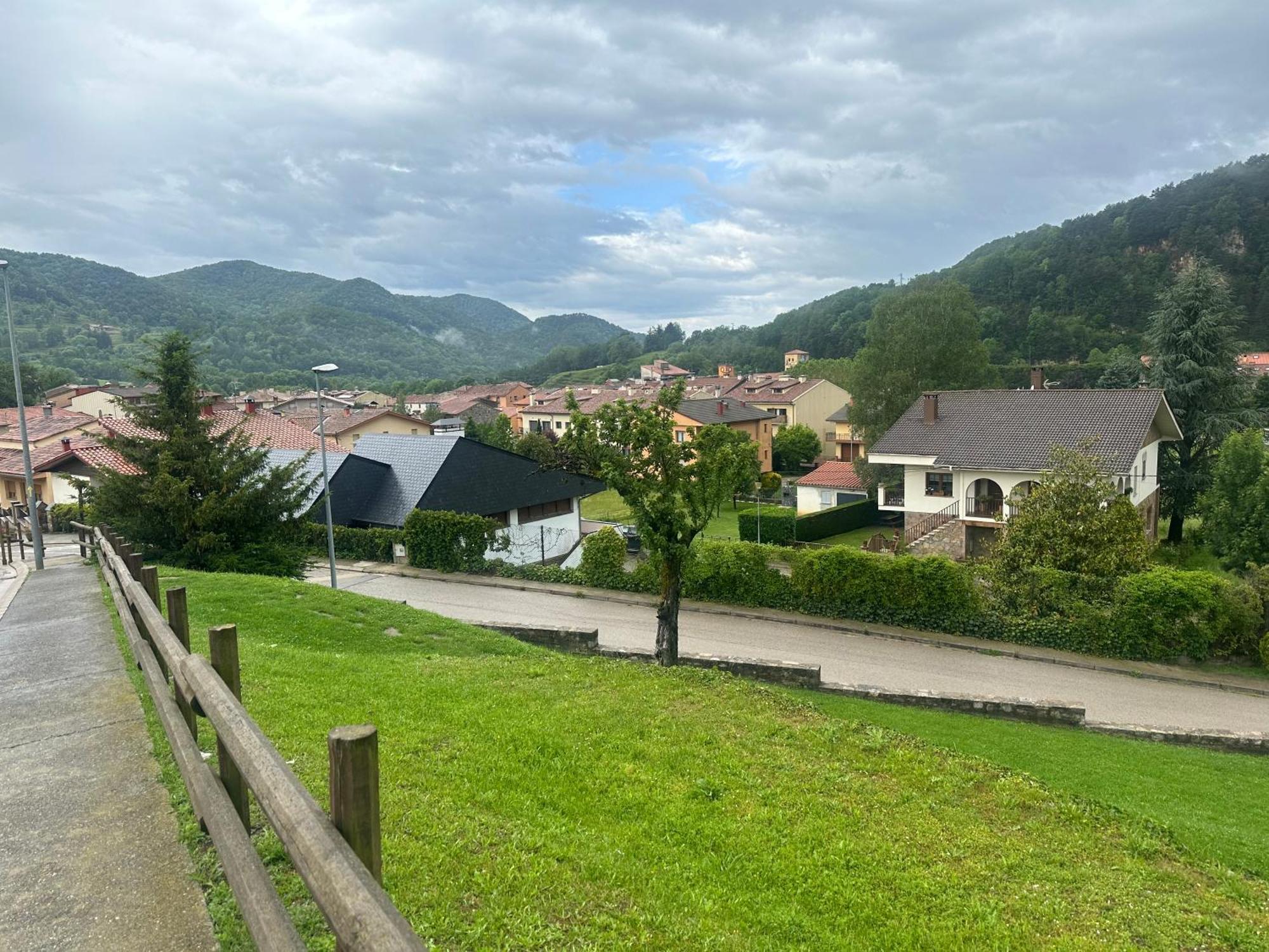 Cal Harrys - La Mejor Casa De Vacaciones En Pyrenees Con Vistas A La Montana 圣保德塞古里斯 外观 照片